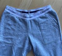 ! NEUE ! Calvin Klein Jogginghose mit Fußbund und hosentaschen Bayern - Wolfratshausen Vorschau