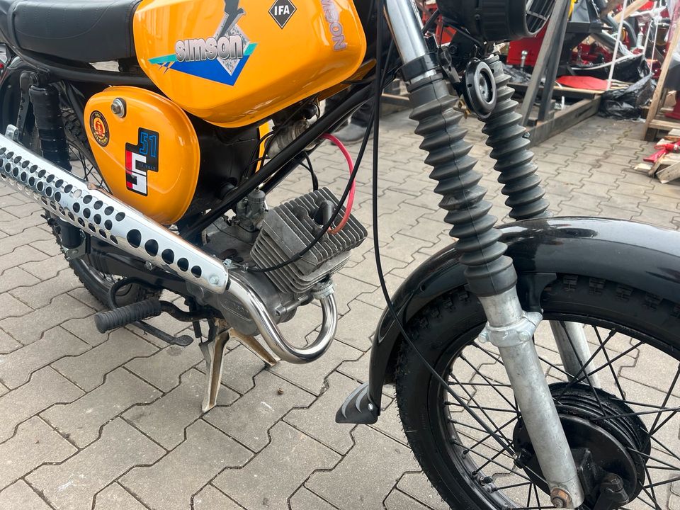 Simson S51 S51E Enduro 4-Gang 1982 Moped Mofa Roller A323 in Osterweddingen