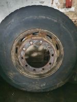 1x Bus-Reifen 295/80R22,5 Hankook auf Felge 10-Loch 17mm Niedersachsen - Ilsede Vorschau