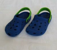 Badeschuhe / Hausschuhe (wie Crocs), blau, Gr. 26 Hessen - Kriftel Vorschau