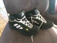 Adidas Turnschuhe Gr.7 / 37,5 Nordrhein-Westfalen - Netphen Vorschau