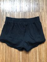 Shorts kurze Hose schwarz Gummizug C&A  Gr. 170 Köln - Lindenthal Vorschau