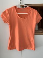 Oranges Sport Tshirt in Gr. 40/42 Nordrhein-Westfalen - Rheda-Wiedenbrück Vorschau