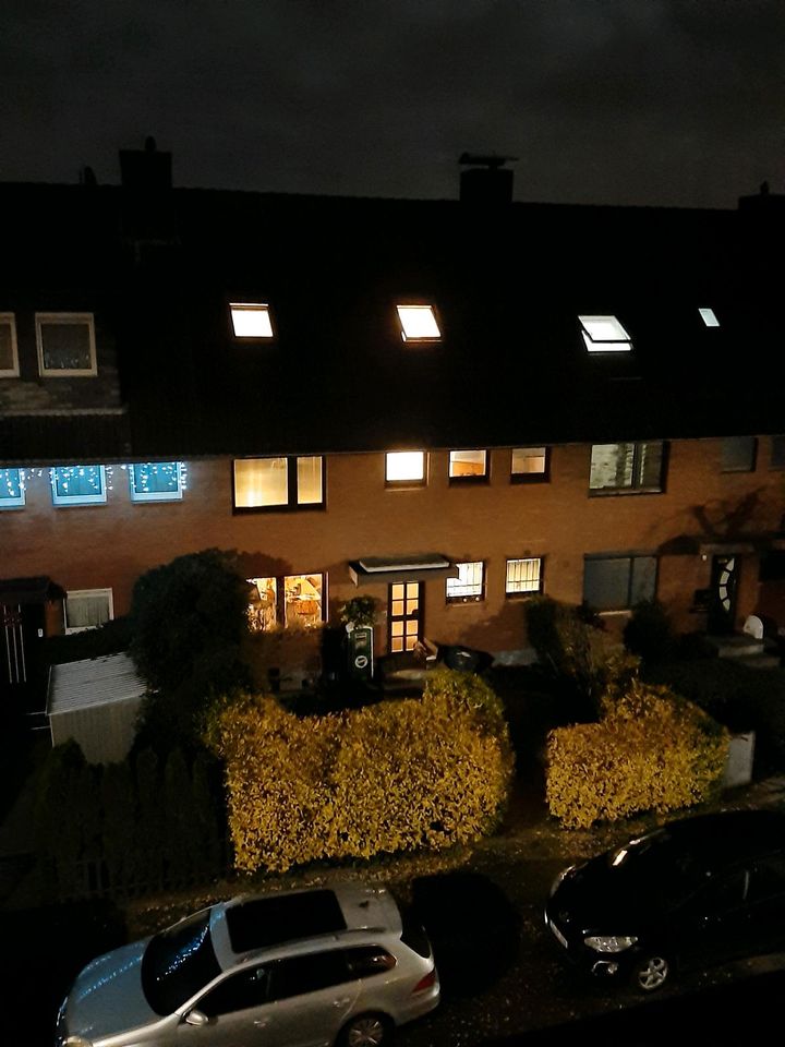 Einfamilienhaus mit Stadthausflair,Reihenmittelhaus, EFH in Düsseldorf