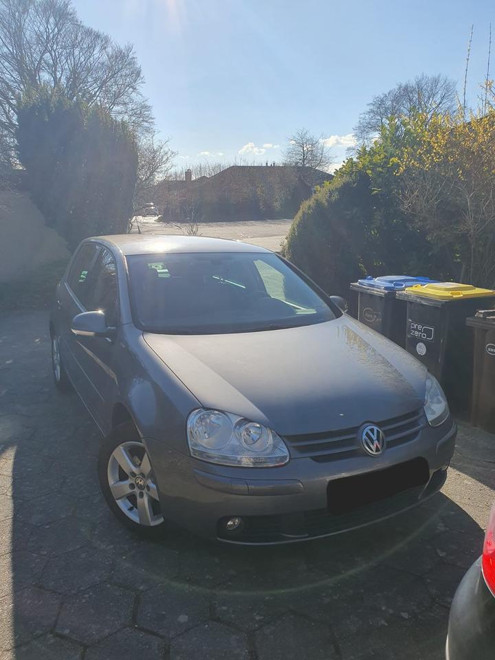 Volkswagen Golf V 1.6 United SHZ, Tempo,Coming/Leaving Home in Altenholz