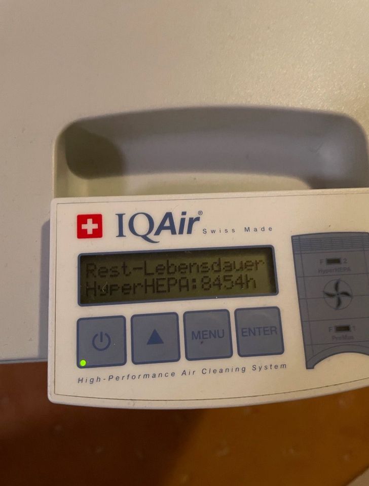 IQ Air Health Pro 150 NE Luftreiniger mit IQAir HyperHepa Filter in Hagen