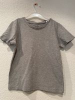 Jungen T-Shirt, Calvin Klein, Größe 116/122, grau Niedersachsen - Gifhorn Vorschau