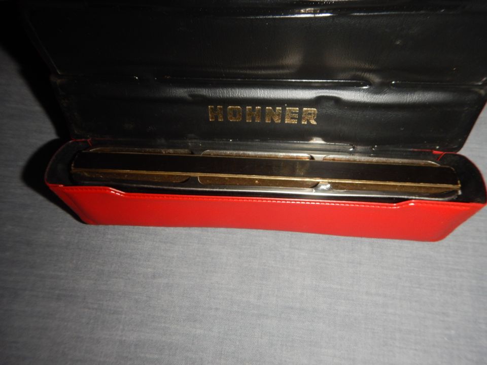 Hohner antike Deutsche Mundharmonika mit Etui in Grävenwiesbach