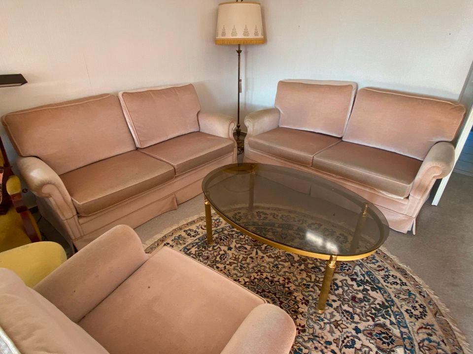 Wohnzimmer Sitzmöbel - Couch Sofa Zweisitzer (2 St.) + ein Sessel in Geesthacht