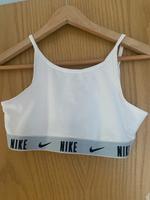 Nike Top Gr.146-165/XS Niedersachsen - Lehre Vorschau