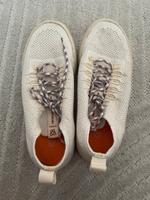 Coole weiße Sneaker mit bunter Sohle Bremen - Neustadt Vorschau