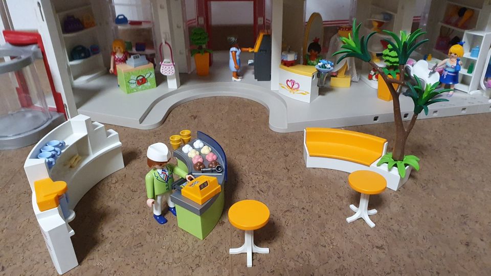 Playmobil Shopping Center City Life inkl. Erweiterungssets in Schwabach