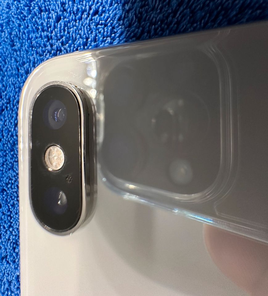 iPhone XS 64 GB Silber / Weiß in Untergruppenbach