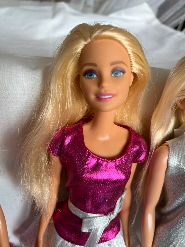 Barbie mit Kind in Limbach-Oberfrohna