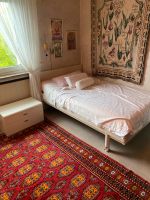 Hochwertiges Bett 1,20m + Lattenrost Matratze und Nachttisch Nordrhein-Westfalen - Remscheid Vorschau