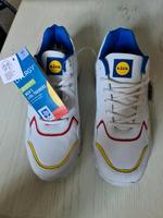 LIDL Turnschuhe Neu ungetragen mit Etikett Limited Edition Gr. 43 München - Trudering-Riem Vorschau