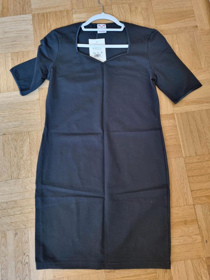 Kleid schwarz Italien in Raubling