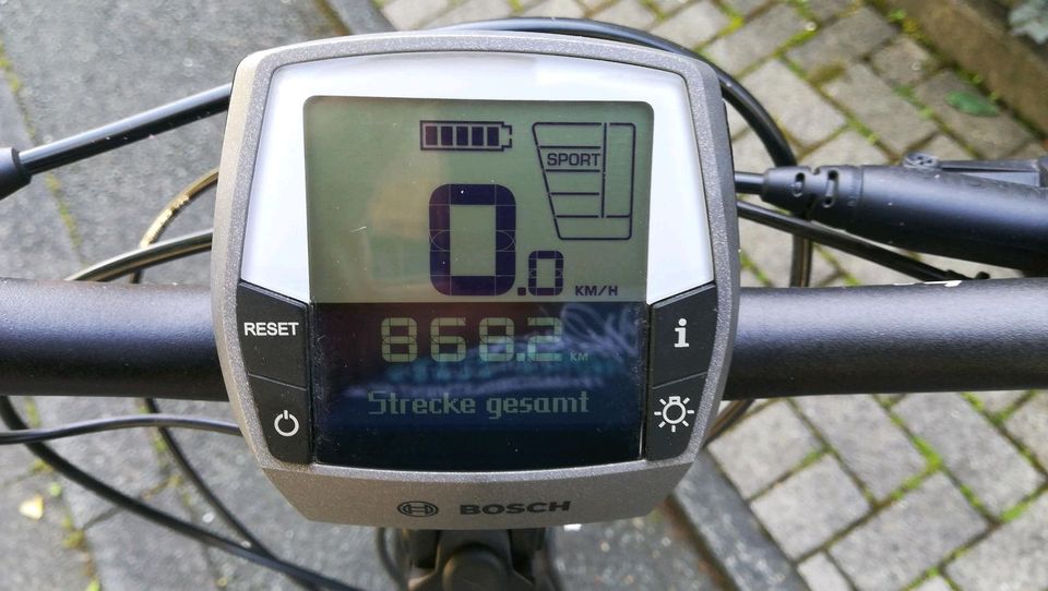 Damen Bergamont E-Bike Trekking 26 " in Siegen