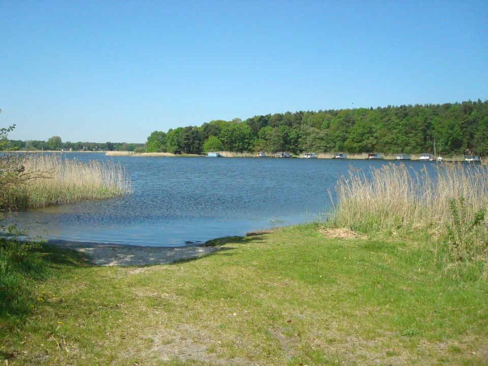 Rathenow Bungalow 28 Semlin Ferienhaus See Havelland Golfplatz in Halle