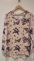 Shirt Gina Gr. 50/52 rosa mit Blumenmuster neuwertig Nordrhein-Westfalen - Marl Vorschau