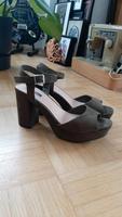 Primark Khaki Plateau Platform Heels Absatz 42 Wildlederoptik Nordrhein-Westfalen - Meerbusch Vorschau