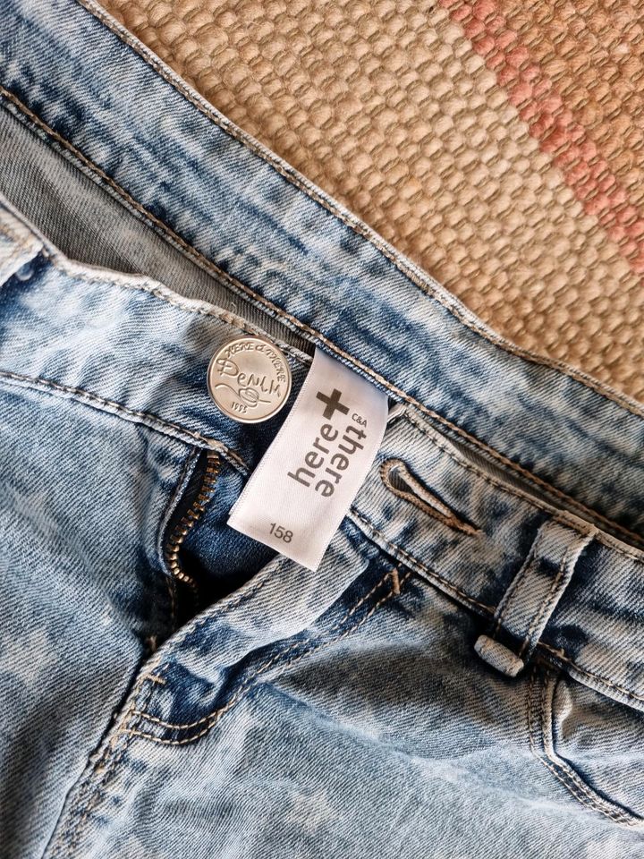 Jeans Short 158 in Marktoberdorf