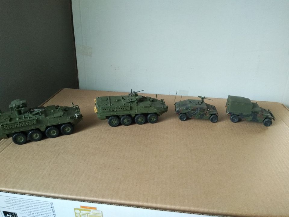 8x amerikanische Militärfahrzeuge in 1/72 in Viechtach