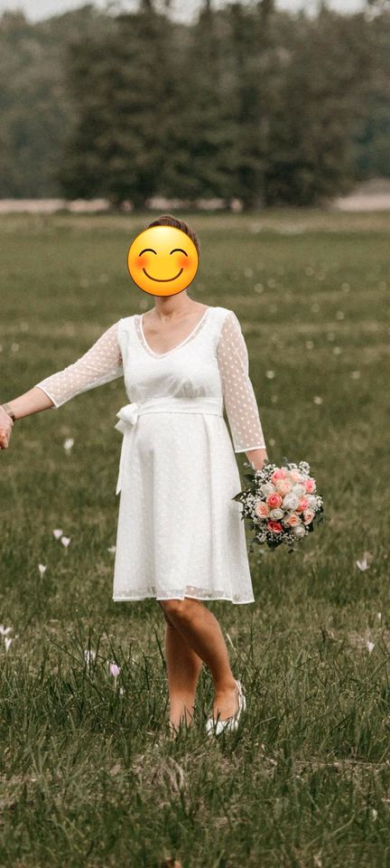 Torelle Hochzeitskleid Umstandskleid für Schwangere Gr. L in Bischofsheim