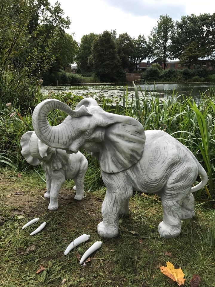 ‼️XL 120kg Elefant Elephant Elefantengruppe Elefanten Steinguss‼️ in Magdeburg