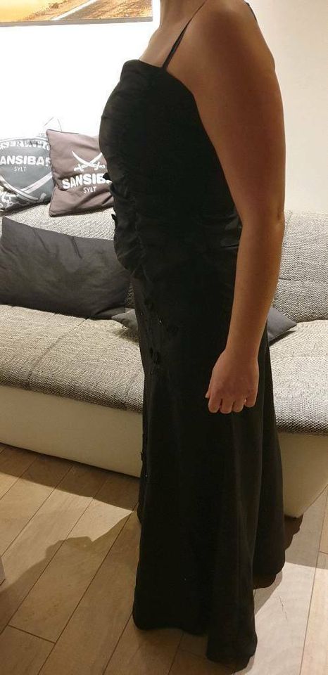 Damen Abendkleid in Weilrod 