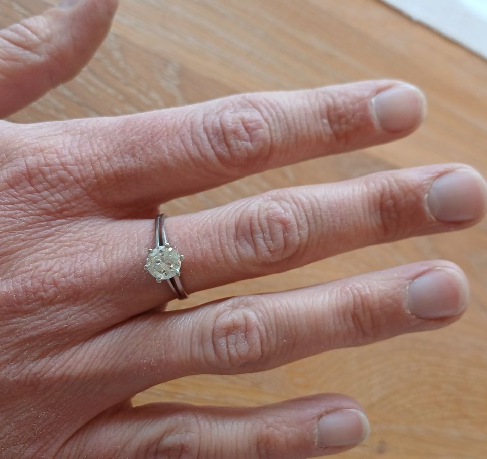 Ring Brillant Diamant 1ct. Erbstück in Waldalgesheim