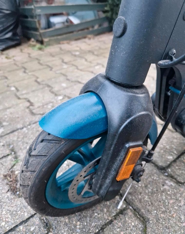 Top Zustand SoFlow SO3 Gen2 mit Blinker Escooter in Hamburg