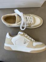 Guess Sneaker beige weiß sand 36 NEU 125€ Bayern - Freilassing Vorschau