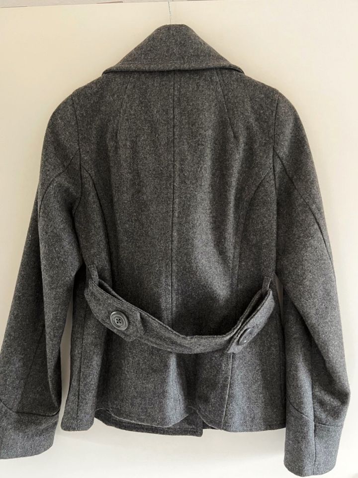 H&M Woll-Jacke, M - NEUwertig grau mit schönen Details in Jübek
