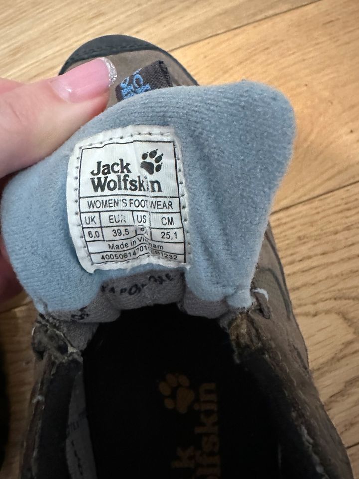 Jack Wolfskin Gr.39,5 Damen Outdoor Trekking Wandern Texapore in Berlin