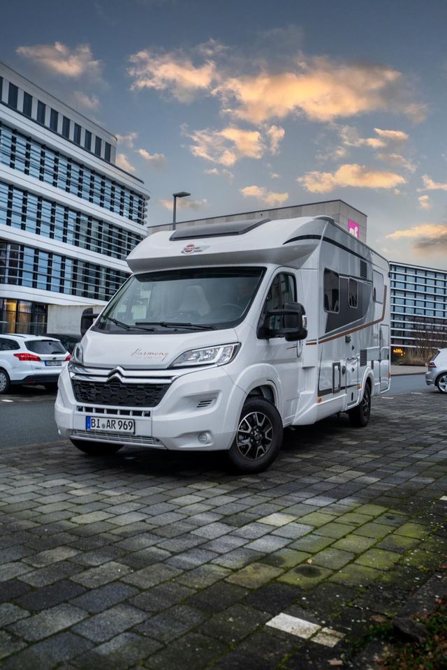 Wohnmobil Mieten Bürstner LyseoTD_690_G in Bielefeld