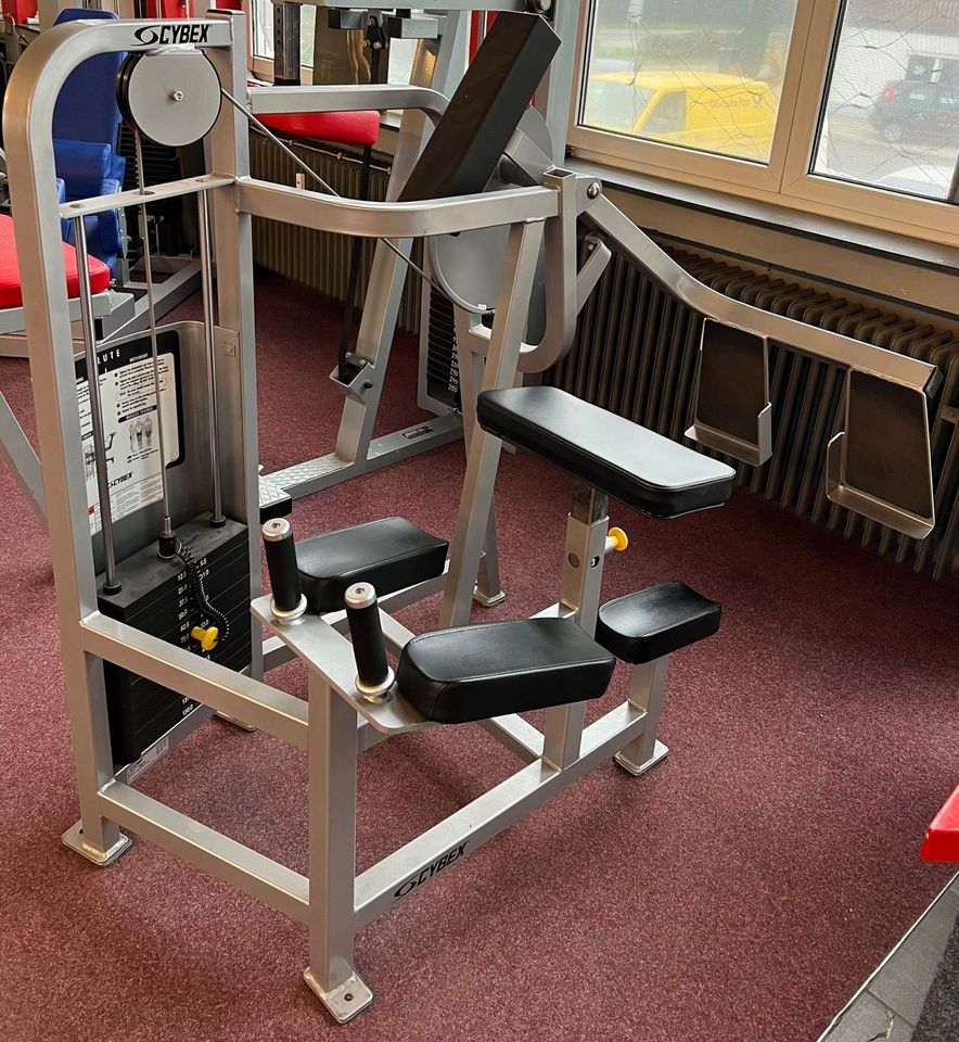 Cybex Glute Beinpresse liegend Fitnessgerät ❗️10% auf alles in Radolfzell am Bodensee