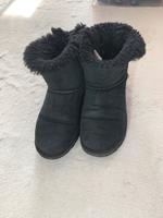 UGG Boots schwarz Schleife Hessen - Offenbach Vorschau
