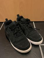 Nike Schuhe in Schwarz Niedersachsen - Soltau Vorschau