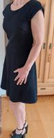 Schwarzes Kleid mini, angeschnittener Arm Bayern - Wartenberg Vorschau