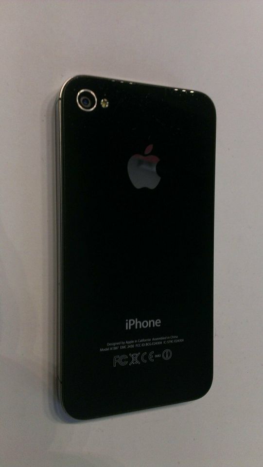 Apple Iphone 4 16GB,gebraucht,keine Brüche Kratzer,Wie NEU,TOP in Burg (Dithmarschen)