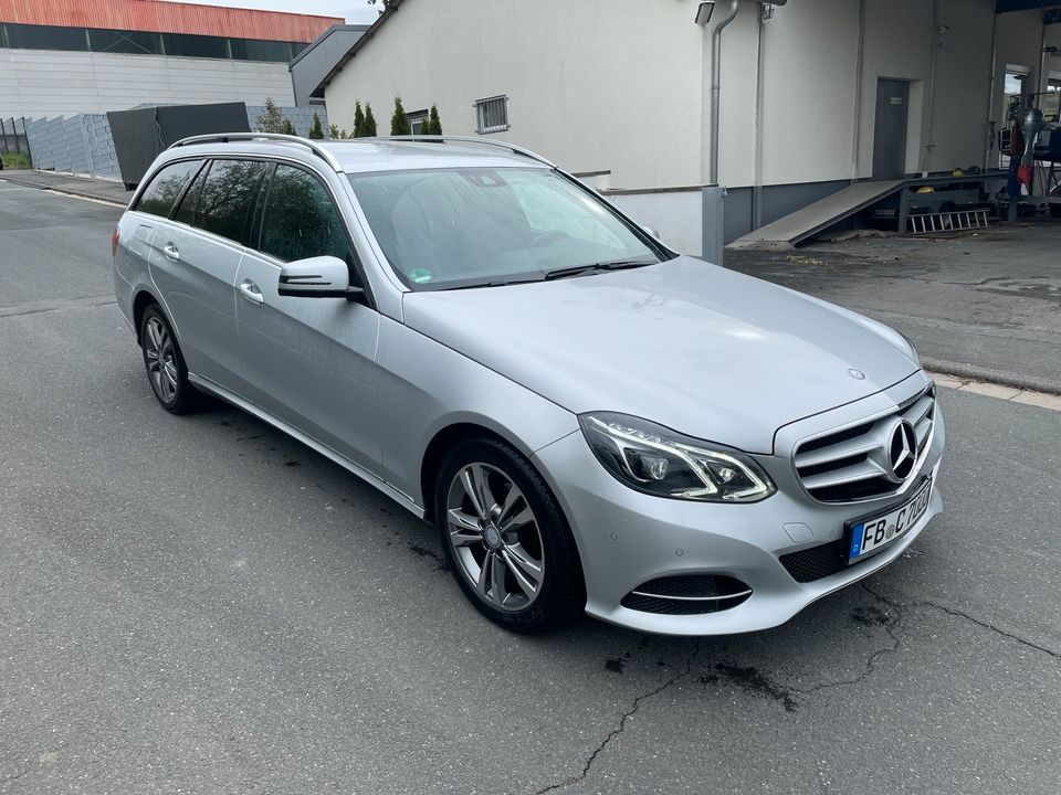 Mercedes Benz E220 Bluetec* Tüv01.25* sehr gepflegt in Weilburg