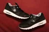 Nike Turnschuhe schwarz Gr.36 Brandenburg - Pritzwalk Vorschau