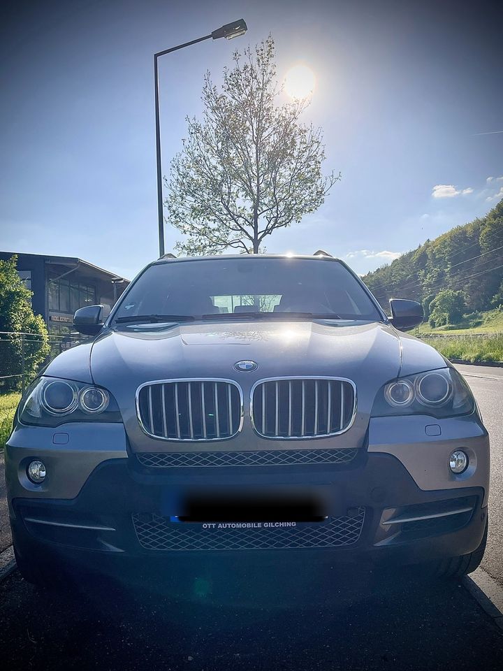 BMW X5 4,8 V8 *TÜV 07/25 *VOLLAUSSTATTUNG*8x BEREIFT in Schwäbisch Gmünd