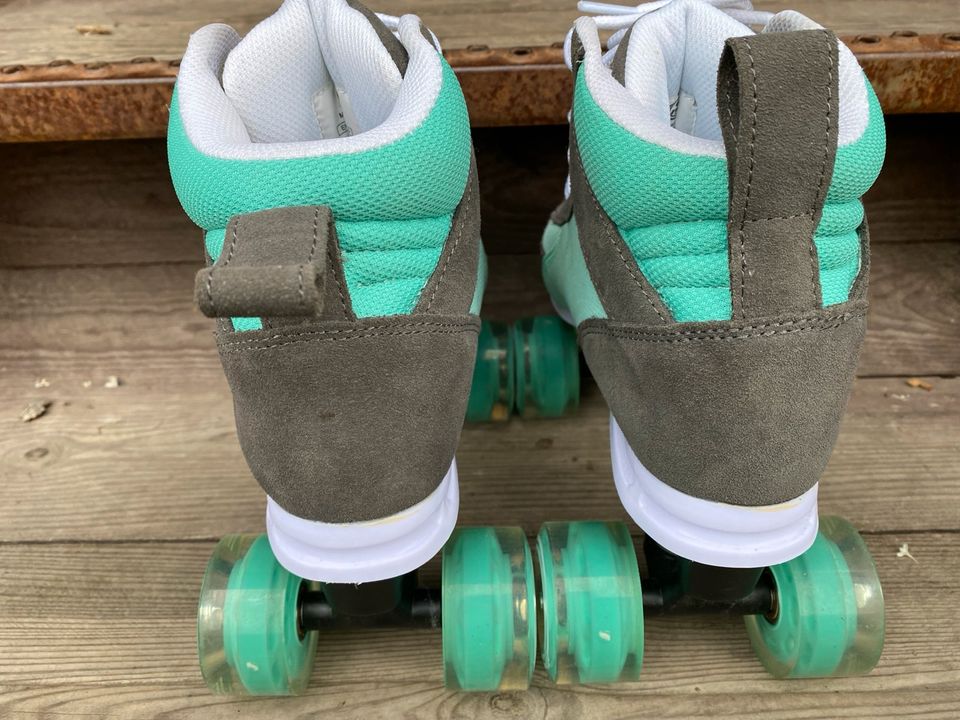 Rollschuhe Rollerskates BTFL neu in Gescher