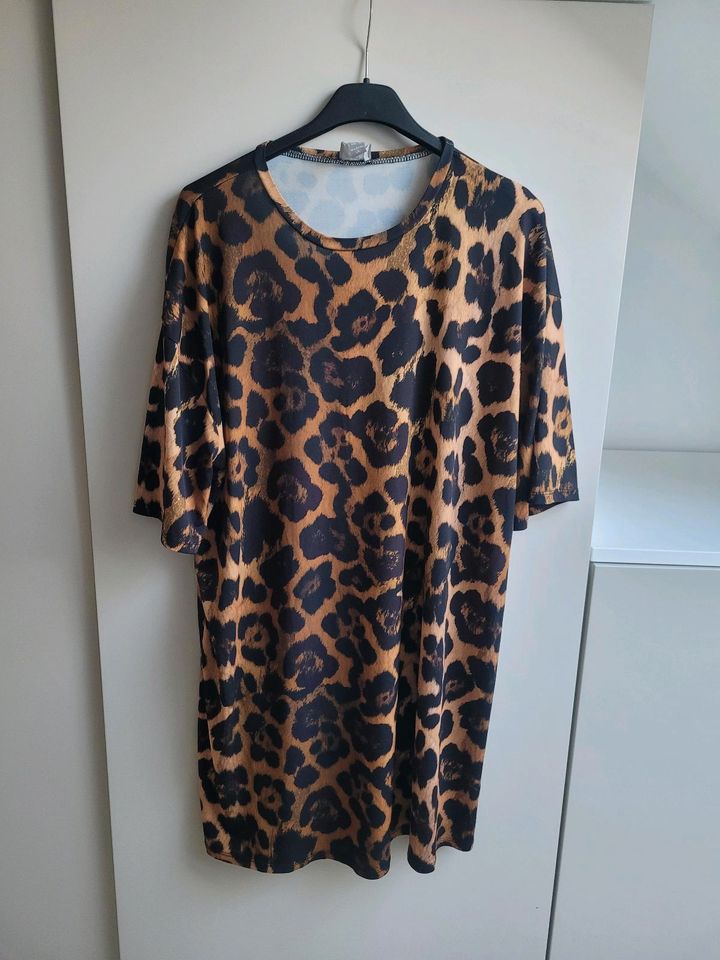 Asos Oberteil in leo leoprint in S/36 schwarz braun in Hochspeyer