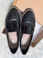 Clarks Damen Sharon Gracie Slipper Losfer Gr. 39,5 Leder schwarz Berlin - Pankow Vorschau