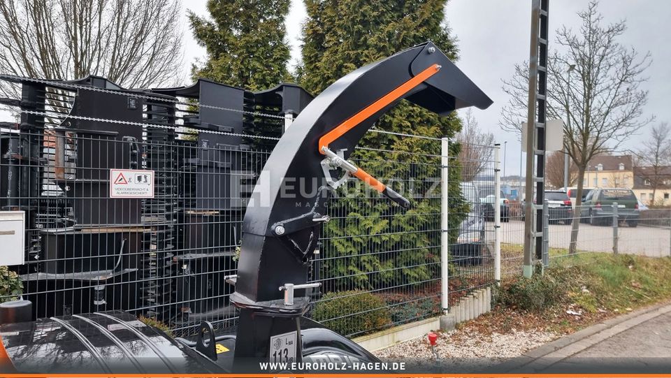 Anhänger Häcksler Pronar MR-15 Benzin 37 PS Gewicht 750 kg in Hagen