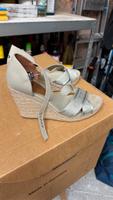 Tommy Hilfiger Sandaletten Gr. 38 Frankfurt am Main - Nordend Vorschau