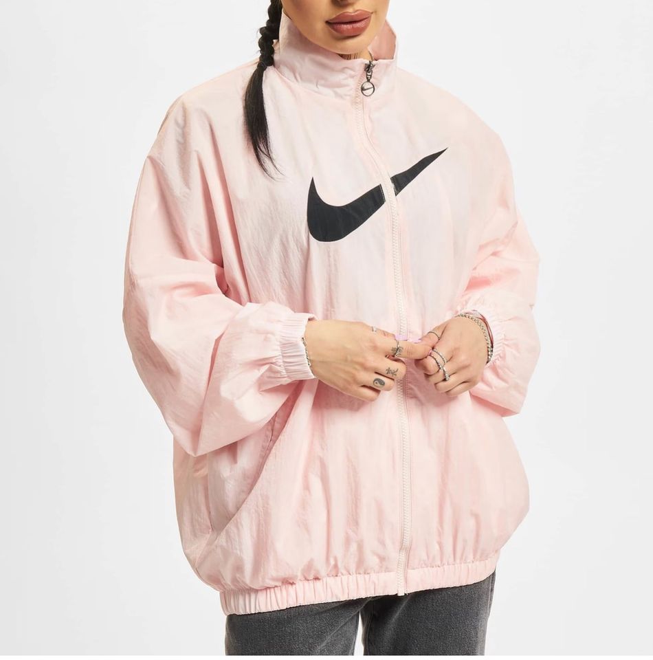 NIKE Nike Jacke Trainingsjacke rosa pink L Essentials in Köln